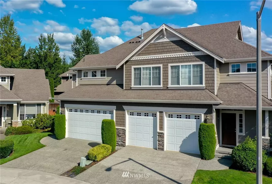 23620 230th PL SE, Maple Valley, WA 98038