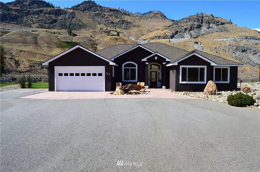 103 N Shore DR, Orondo, WA 98843