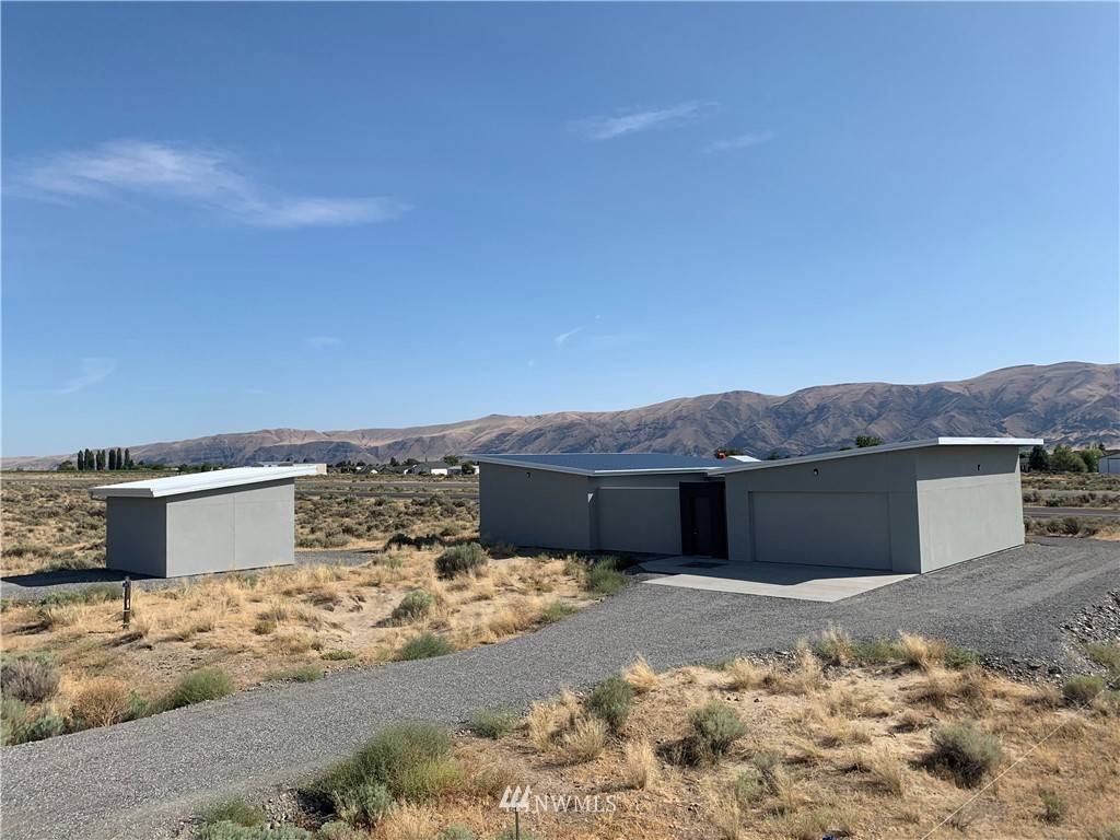 439 Airport WAY SW, Mattawa, WA 99349