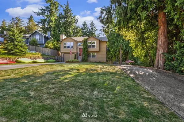 1799 NW Mulholland BLVD, Poulsbo, WA 98370