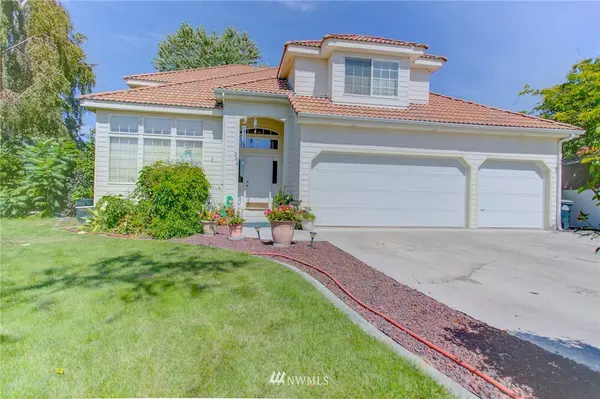 Moses Lake, WA 98837,204 E Tanglewood DR