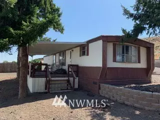 7086 El Camino ST, Othello, WA 99344