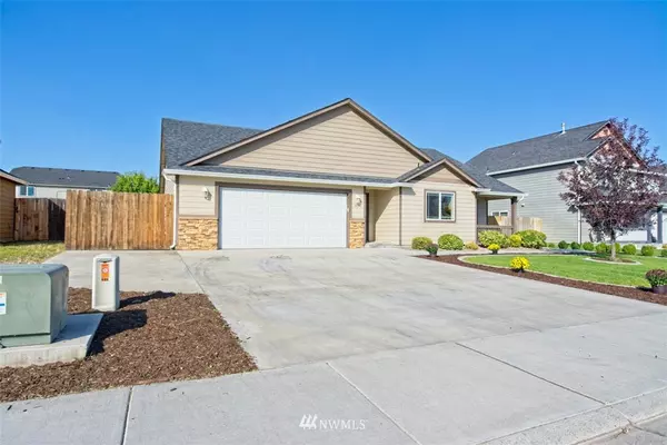 Moses Lake, WA 98837,609 S Harborview ST