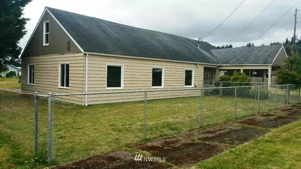 616 Ontario ST, Hoquiam, WA 98550