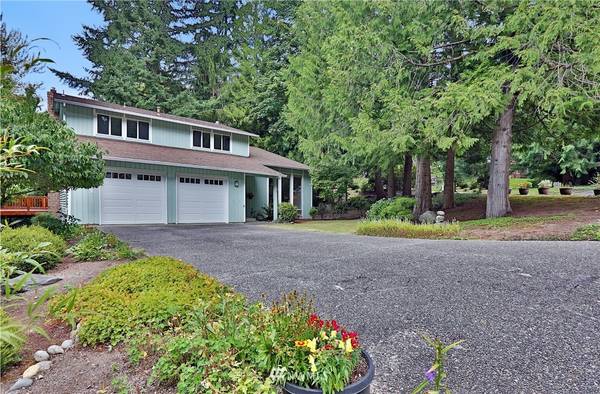 205 Mt Pilchuck AVE SW, Issaquah, WA 98027