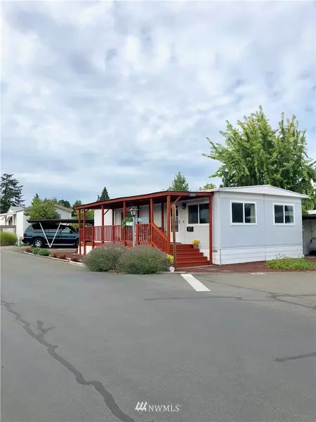 3208 S 182nd PL, Seatac, WA 98188