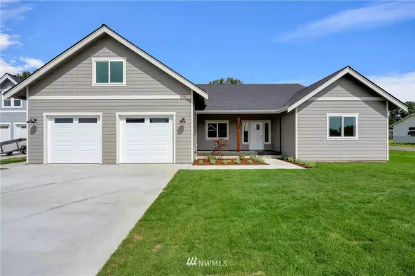 820 Sisters CT, Everson, WA 98247