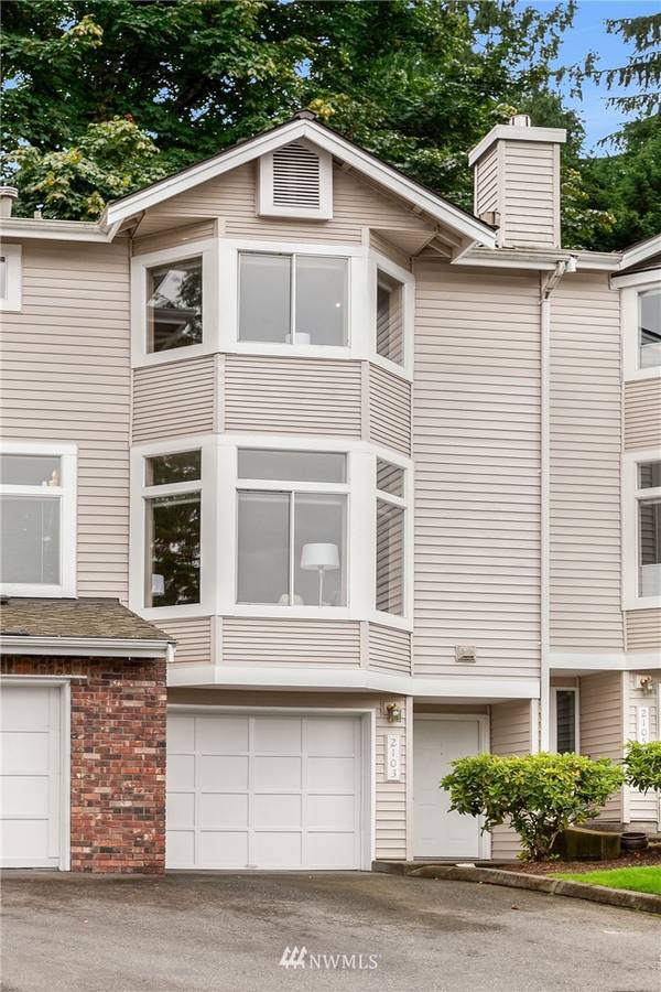 2103 NW Pacific Elm DR, Issaquah, WA 98027