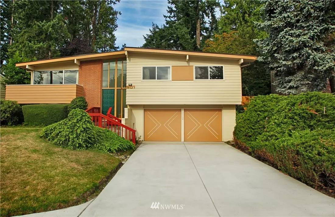 Bellevue, WA 98008,201 165th AVE NE