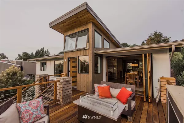 Kirkland, WA 98033,944 1st ST S