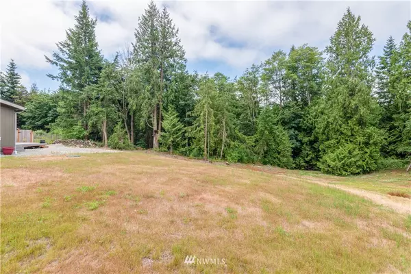 Camano Island, WA 98282,882 Mountain Home LN