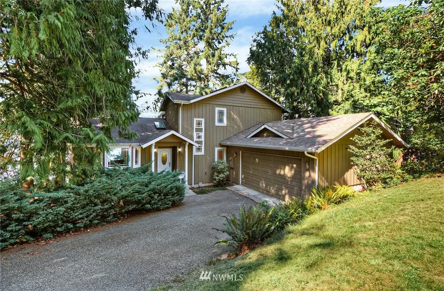 8108 Ellison LOOP NW, Olympia, WA 98502