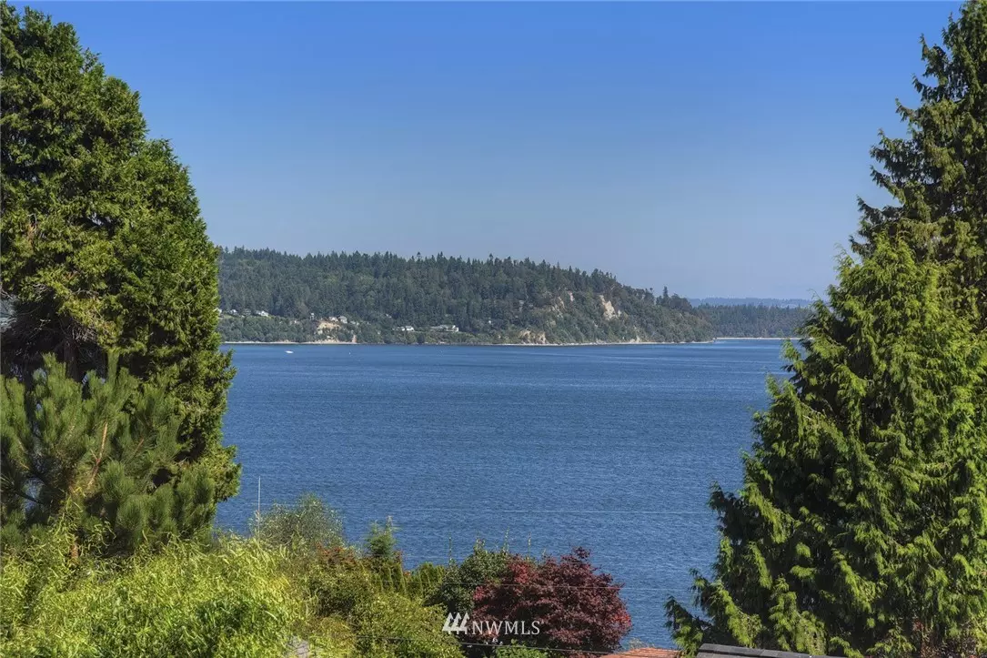 Suquamish, WA 98392,19010 Harris AVE NE