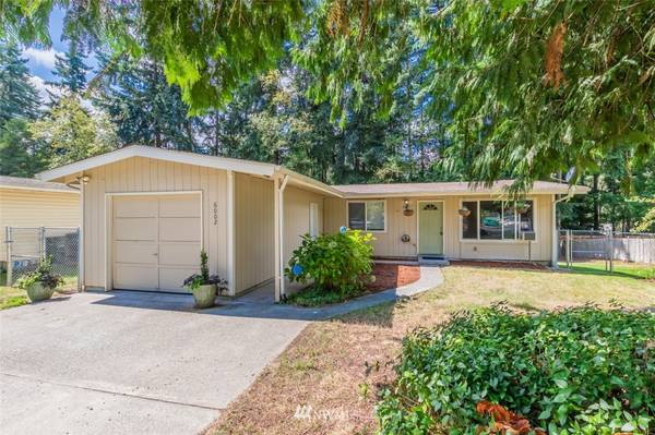 6002 190th Avenue Ct E, Lake Tapps, WA 98391