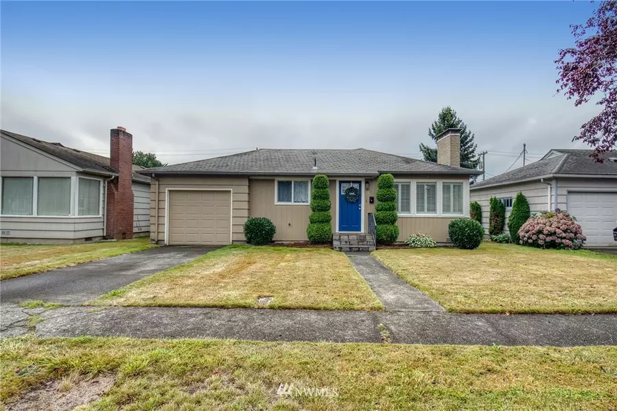 2933 Lilac ST, Longview, WA 98963