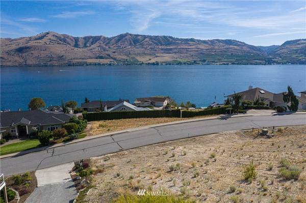 116 Apple AVE, Chelan, WA 98816