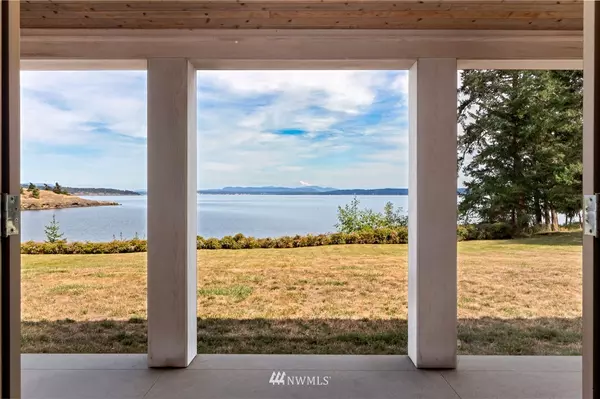 San Juan Island, WA 98250,548 Old Crab LN