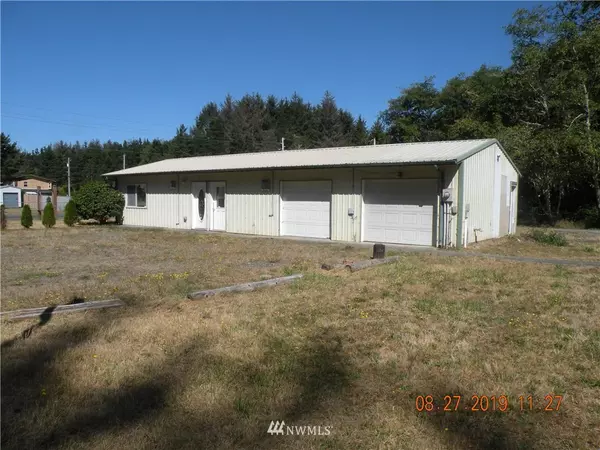 Long Beach, WA 98631,10504 Pacific WAY