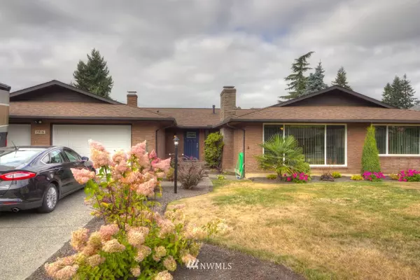 7916 52nd DR NE, Marysville, WA 98270