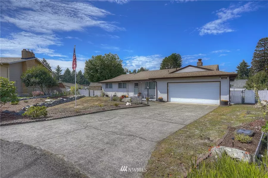 10709 103rd ST SW, Lakewood, WA 98498