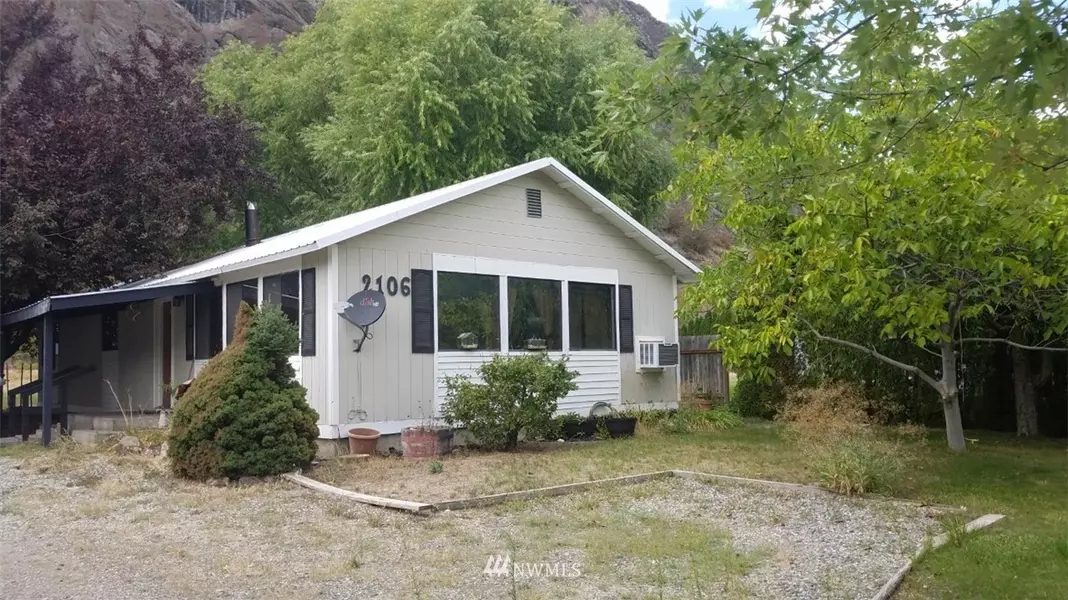 2106 Summit DR, Oroville, WA 98844