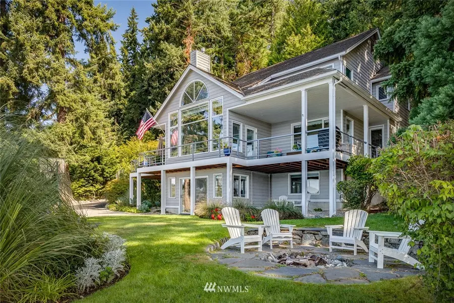 3180 Crystal Springs DR NE, Bainbridge Island, WA 98110