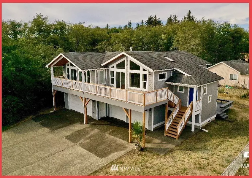 411 Olympic View AVE NE, Ocean Shores, WA 98569