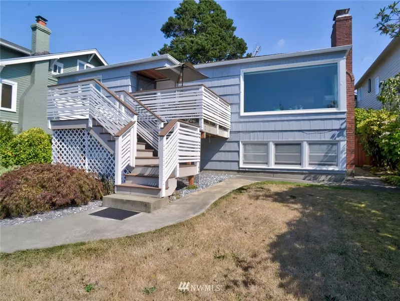 5916 44th AVE SW, Seattle, WA 98136