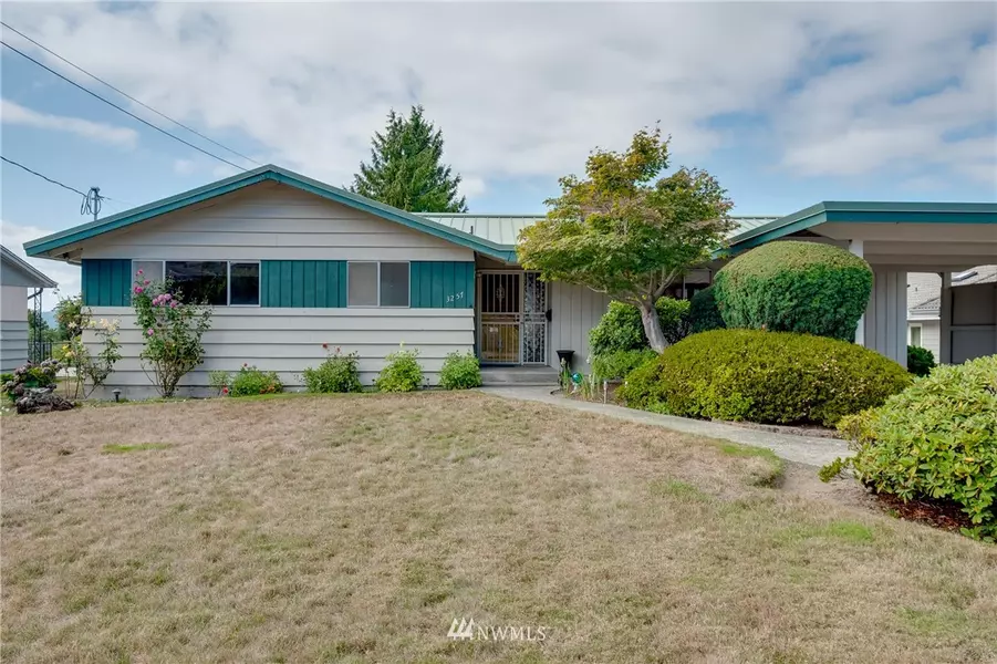 3257 Halverson AVE, Bremerton, WA 98310