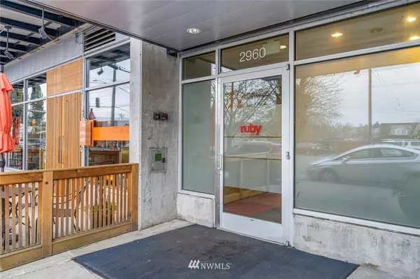 Seattle, WA 98102,2960 Eastlake AVE E #403