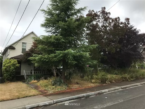2932 Cedar ST, Everett, WA 98201