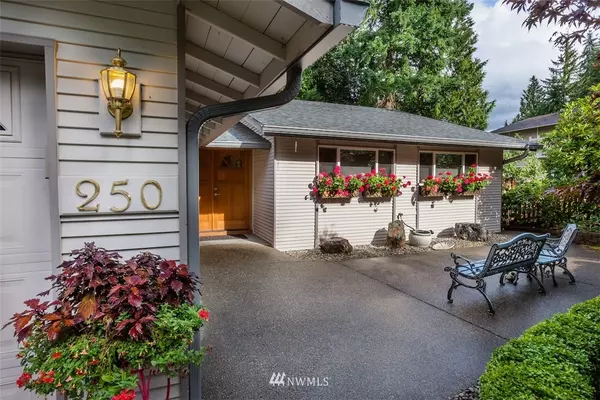 Issaquah, WA 98027,250 Almak CT NW