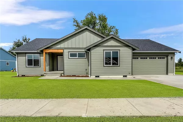 406 Cornerstone DR, Sumas, WA 98295