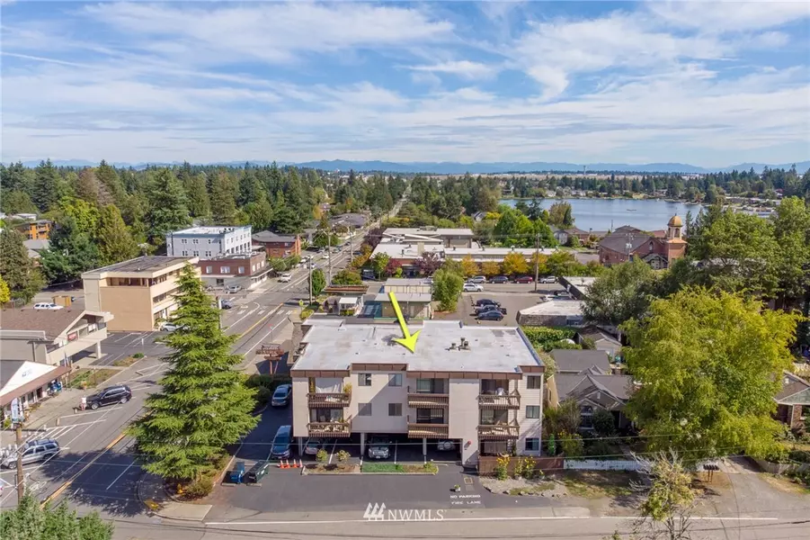 2121 SW 152nd ST #202, Burien, WA 98166