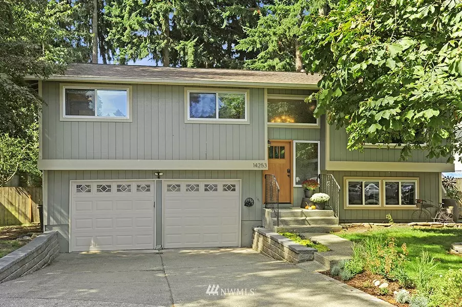 14253 145th PL SE, Renton, WA 98059