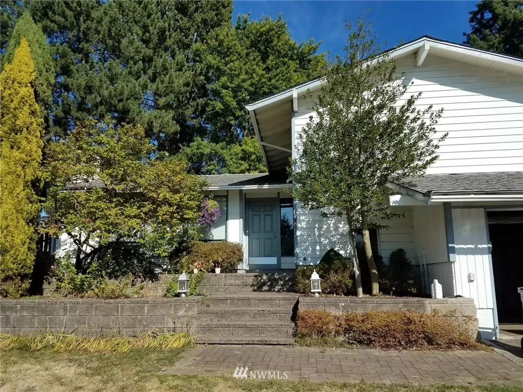 Kent, WA 98031,10826 SE 233rd PL