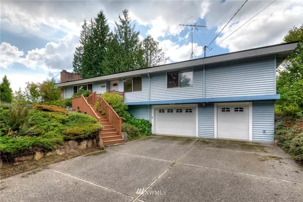 13453 Patriot WAY SE, Renton, WA 98059