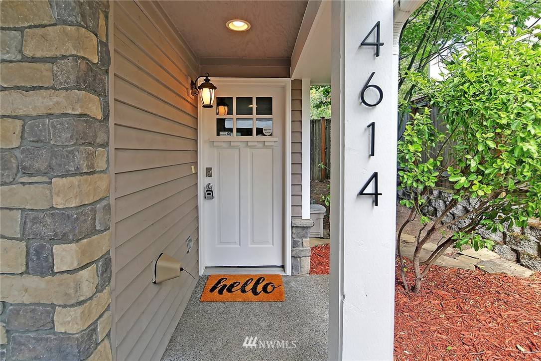 4614 Interlake AVE N, Seattle, WA 98103