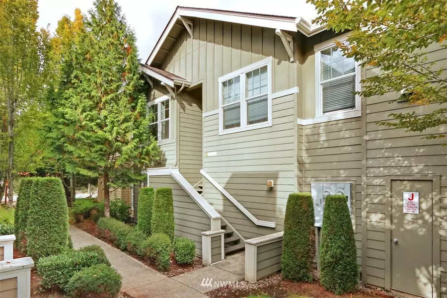 22657 NE Alder Crest DR #202, Redmond, WA 98053