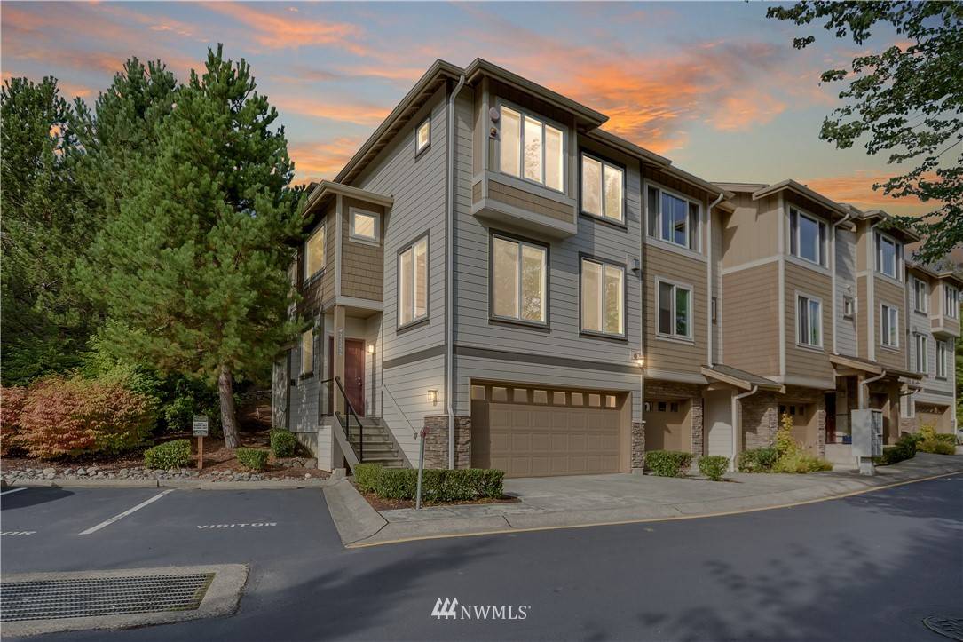 21256 SE 42nd LN, Issaquah, WA 98029