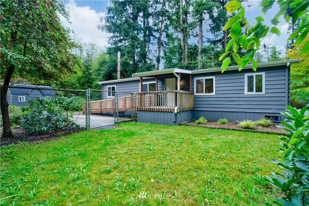 Granite Falls, WA 98252,22030 S River DR