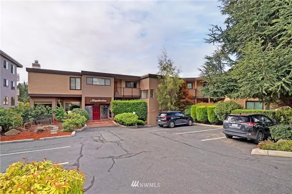 1070 5th AVE S #205, Edmonds, WA 98020