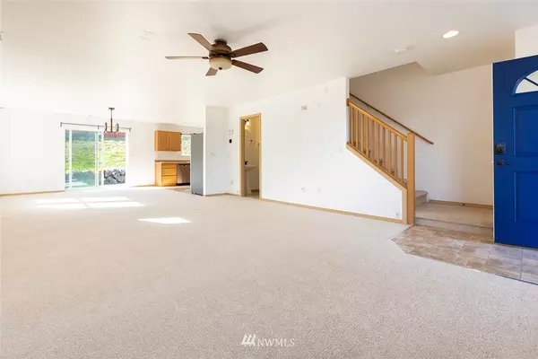 Poulsbo, WA 98370,737 NW Rasmussen CT