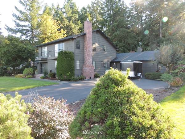 2217 Old Port CT NW, Olympia, WA 98502