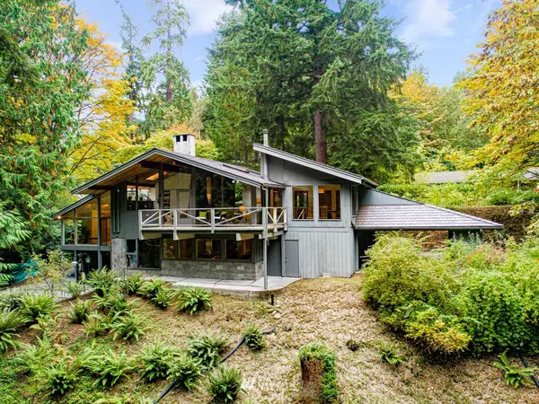 17250 10th AVE NW, Shoreline, WA 98177