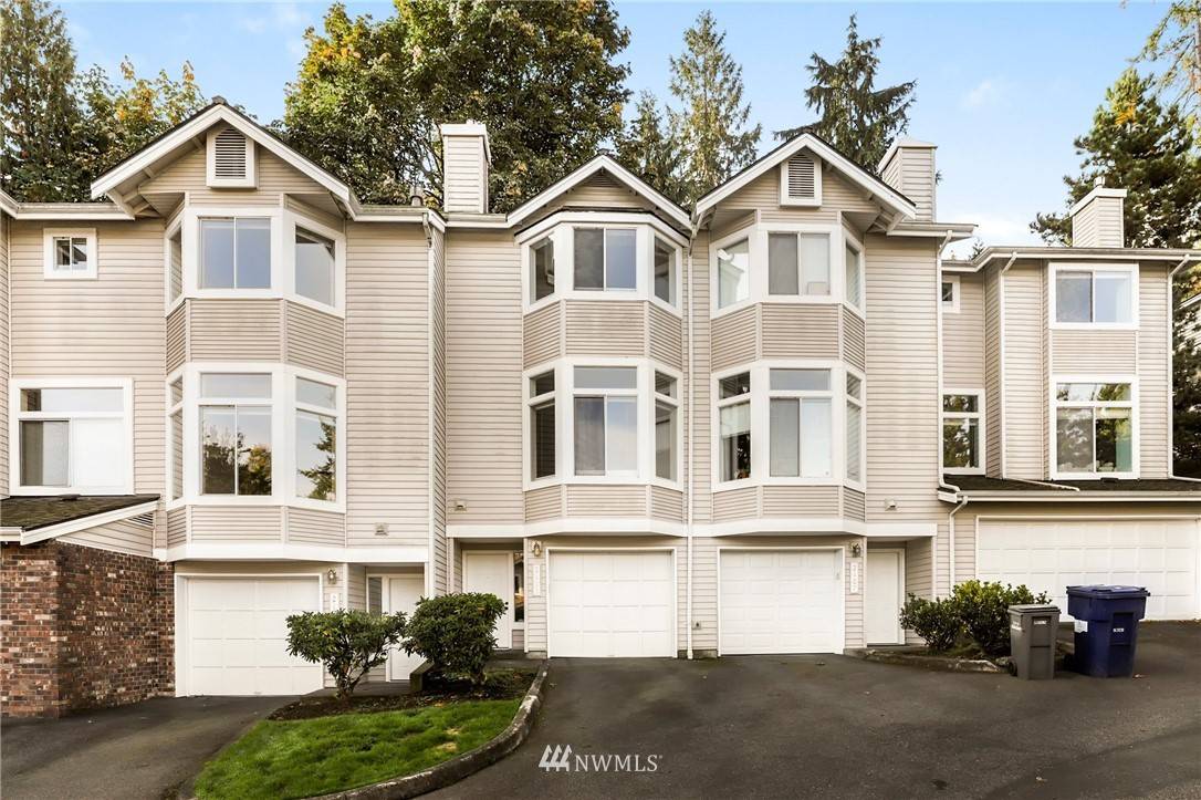 2105 NW Pacific Elm DR, Issaquah, WA 98027
