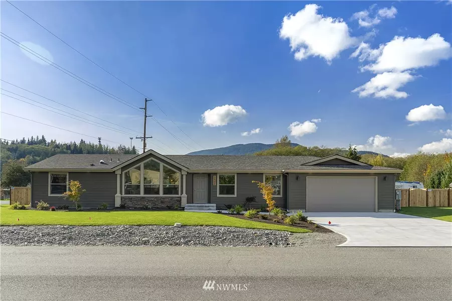 1846 Azure WAY, Bellingham, WA 98229