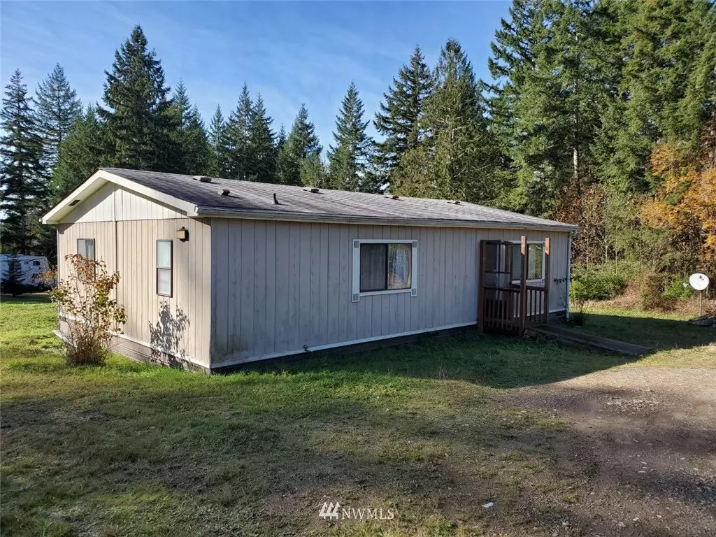 Grapeview, WA 98546,11 E Centerline RD