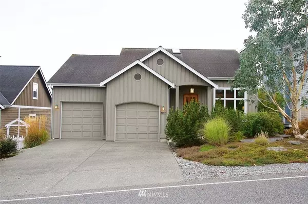 4956 Harbor Hills DR, Freeland, WA 98249