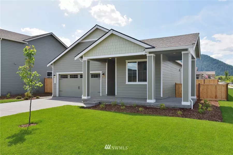 1116 Riley DR E, Enumclaw, WA 98022